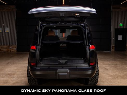 Used 2025 Lexus GX 550 w/ Accessory Package (2T) image 9