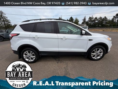 Used 2018 Ford Escape SE AWD/4WD image 7