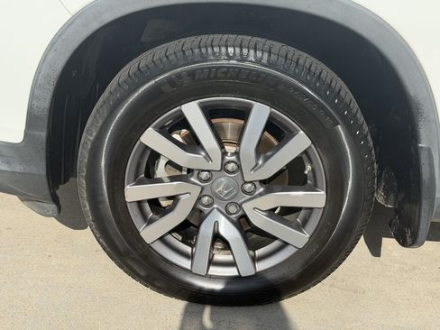 Used 2020 Honda Pilot EX image 10