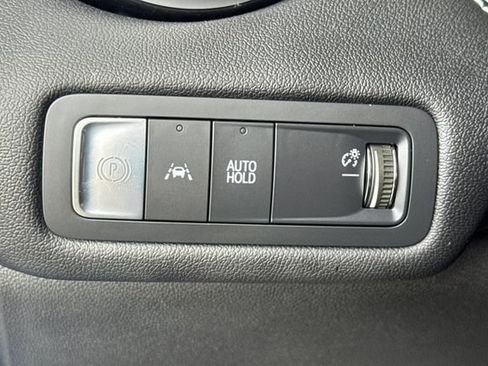 Used 2024 Chevrolet Blazer EV LT AWD/4WD image 38