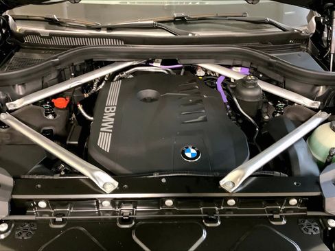 New 2026 BMW X7 xDrive40i AWD/4WD image 16