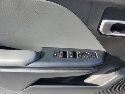 New 2025 Kia K4 FWD image 27