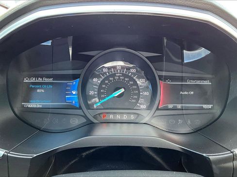 Used 2018 Ford Edge Titanium w/ Equipment Group 301A FWD image 24