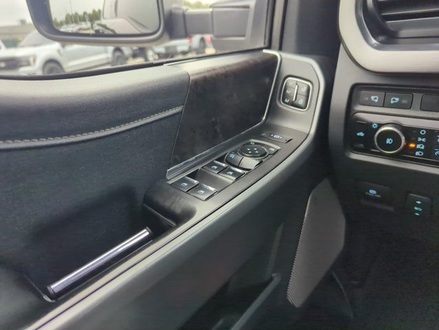 Used 2024 Ford F450 Lariat w/ Lariat Ultimate Package AWD/4WD image 24