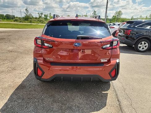 Used 2025 Subaru Crosstrek 2.5i Premium AWD/4WD image 4