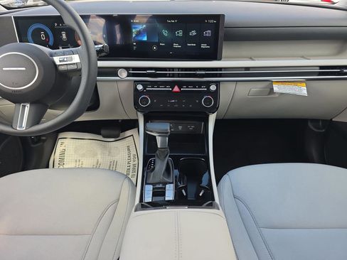 New 2026 Hyundai Tucson SEL image 13