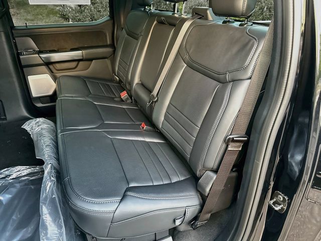 New 2027 Ford F450 Platinum w/ FX4 Off-Road Package AWD/4WD image 8