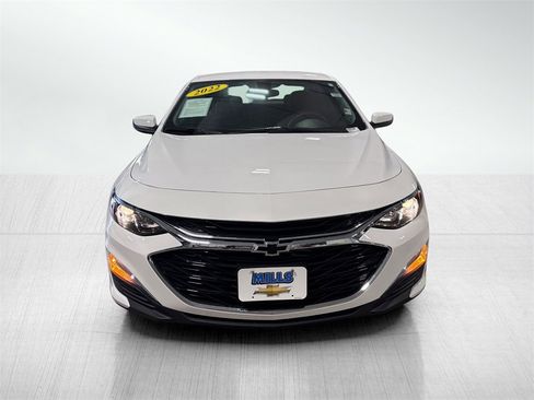 Used 2022 Chevrolet Malibu RS image 2