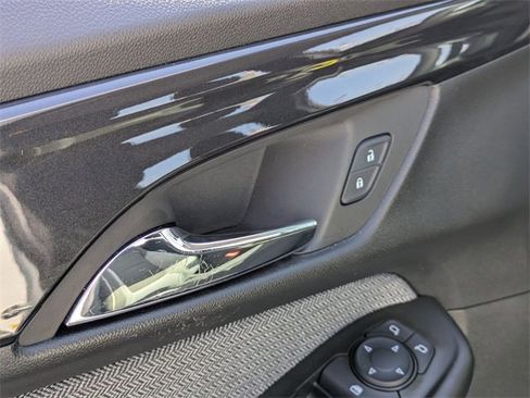 Used 2024 Chevrolet TrailBlazer LT image 12