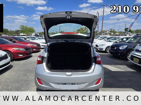 Used 2016 Hyundai Elantra GT FWD image 24