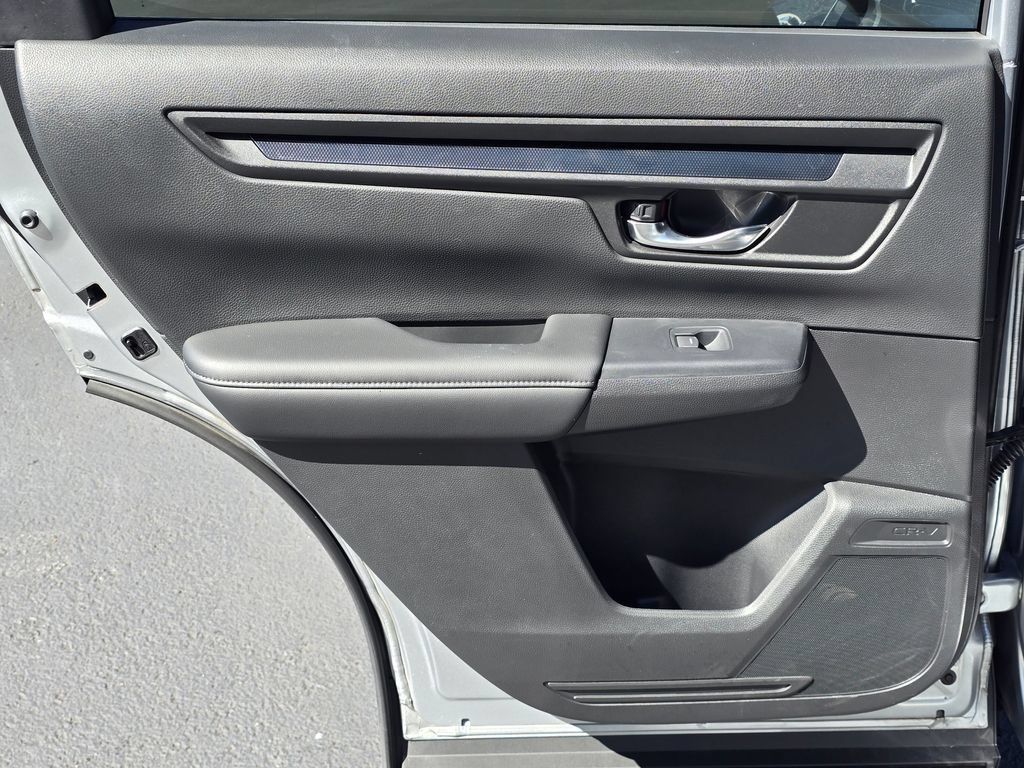 Certified 2025 Honda CR-V EX image 8