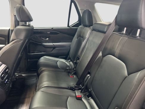 Used 2024 Honda Pilot Touring image 26