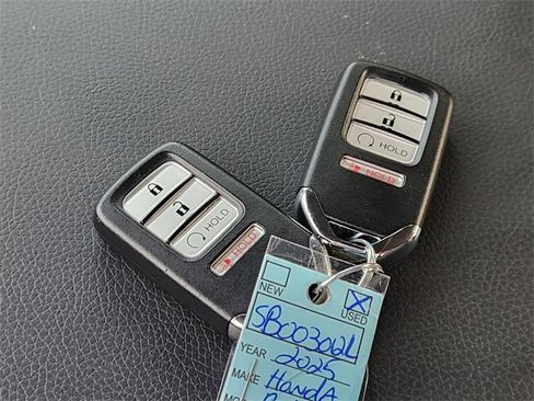 Certified 2025 Honda Ridgeline RTL image 20