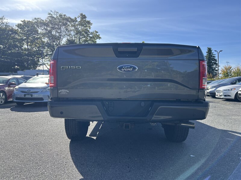Used 2017 Ford F150 XLT w/ Equipment Group 302A Luxury AWD/4WD image 5