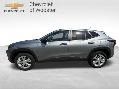 Used 2024 Chevrolet Trax LS image 3