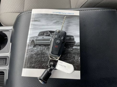 Used 2019 Ford F150 XLT w/ Equipment Group 302A Luxury AWD/4WD image 37