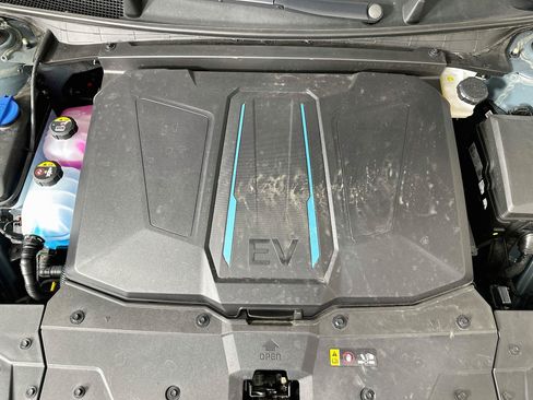 Used 2024 Hyundai Ioniq 5 SEL RWD image 33