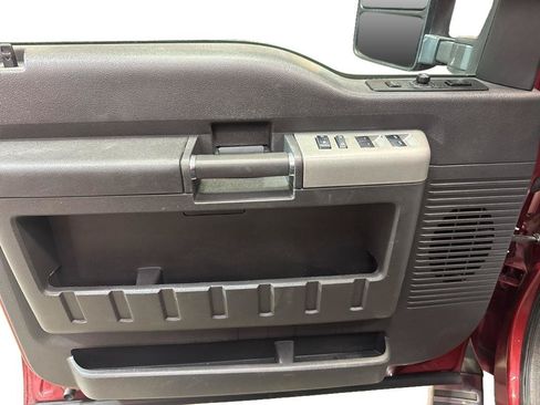 Used 2015 Ford F250 Lariat w/ Chrome Package AWD/4WD image 15