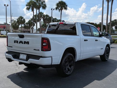 Used 2026 RAM 1500 Big Horn AWD/4WD image 6