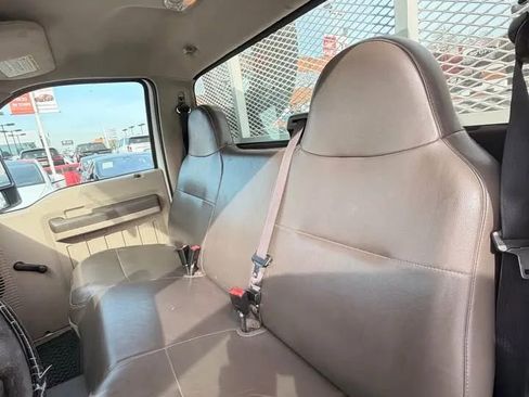 Used 2010 Ford F450 165 W.B. 2D image 9