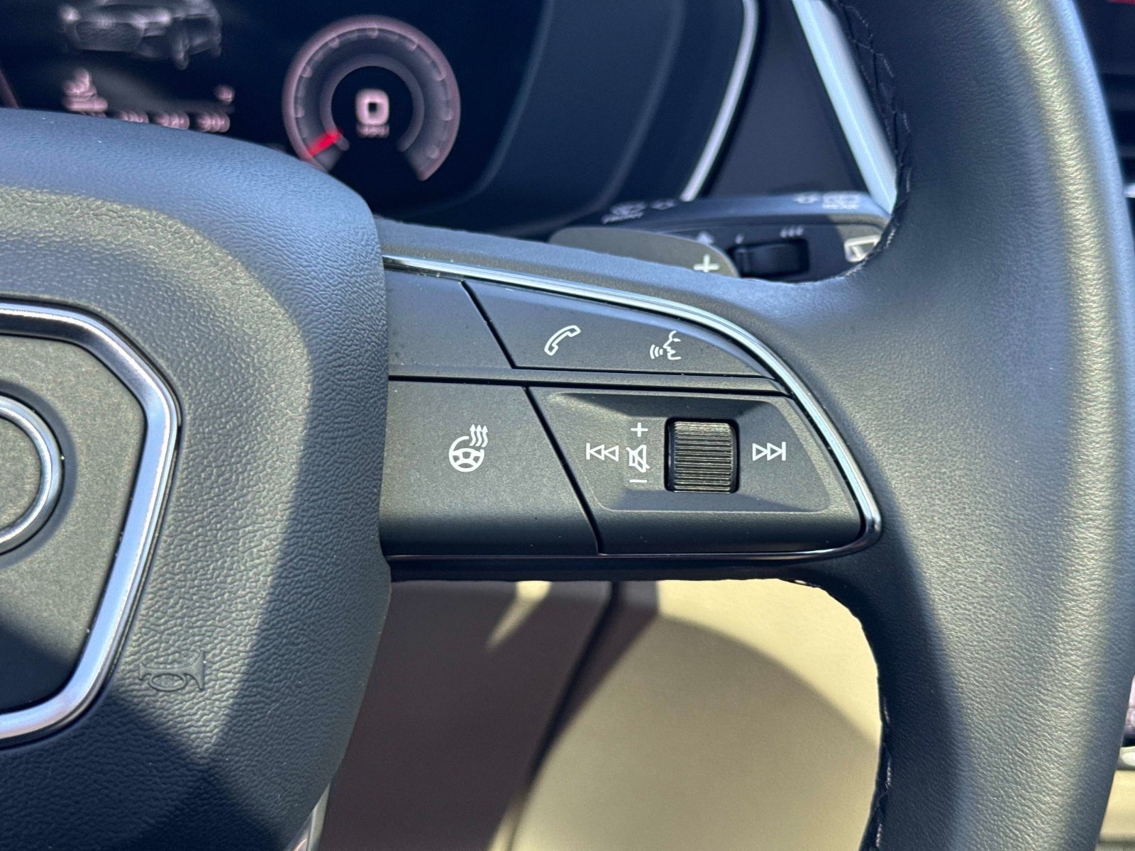 Certified 2023 Audi Q5 2.0T Prestige AWD/4WD image 32