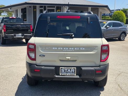 Used 2025 Ford Bronco Sport Outer Banks w/ Outer Banks Tech Package+ AWD/4WD image 5