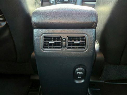 Used 2017 INFINITI QX70 2WD image 38