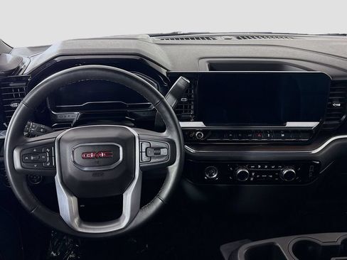 Certified 2024 GMC Sierra 1500 SLT AWD/4WD image 24