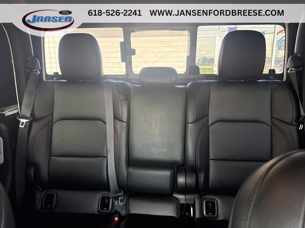 Used 2022 Jeep Gladiator Rubicon w/ LED Lighting Group AWD/4WD image 13