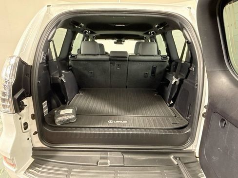 Certified 2022 Lexus GX 460 Premium w/ Premium Plus Package AWD/4WD image 27