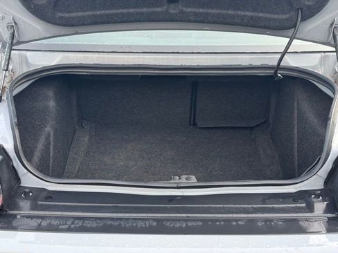 Used 2022 Dodge Challenger GT w/ Blacktop Package image 10