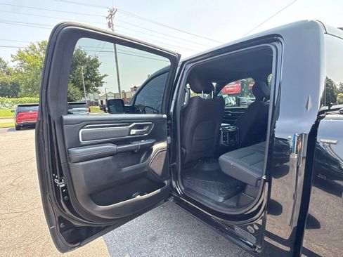 Used 2019 RAM 1500 Big Horn AWD/4WD image 8