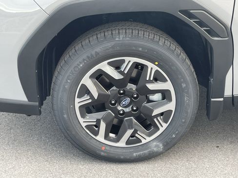 Used 2026 Subaru Forester Premium AWD/4WD image 8