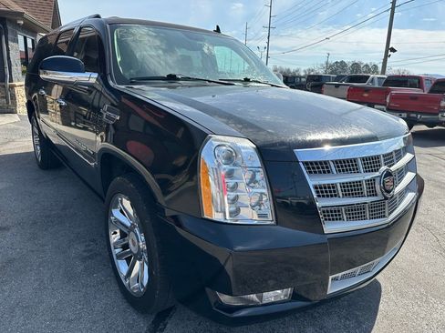 Used 2014 Cadillac Escalade ESV Platinum image 4