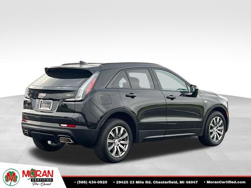 Used 2022 Cadillac XT4 Sport w/ Comfort Package AWD/4WD image 5