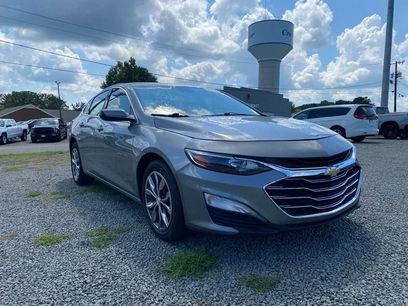 Used 2025 Chevrolet Malibu LT
