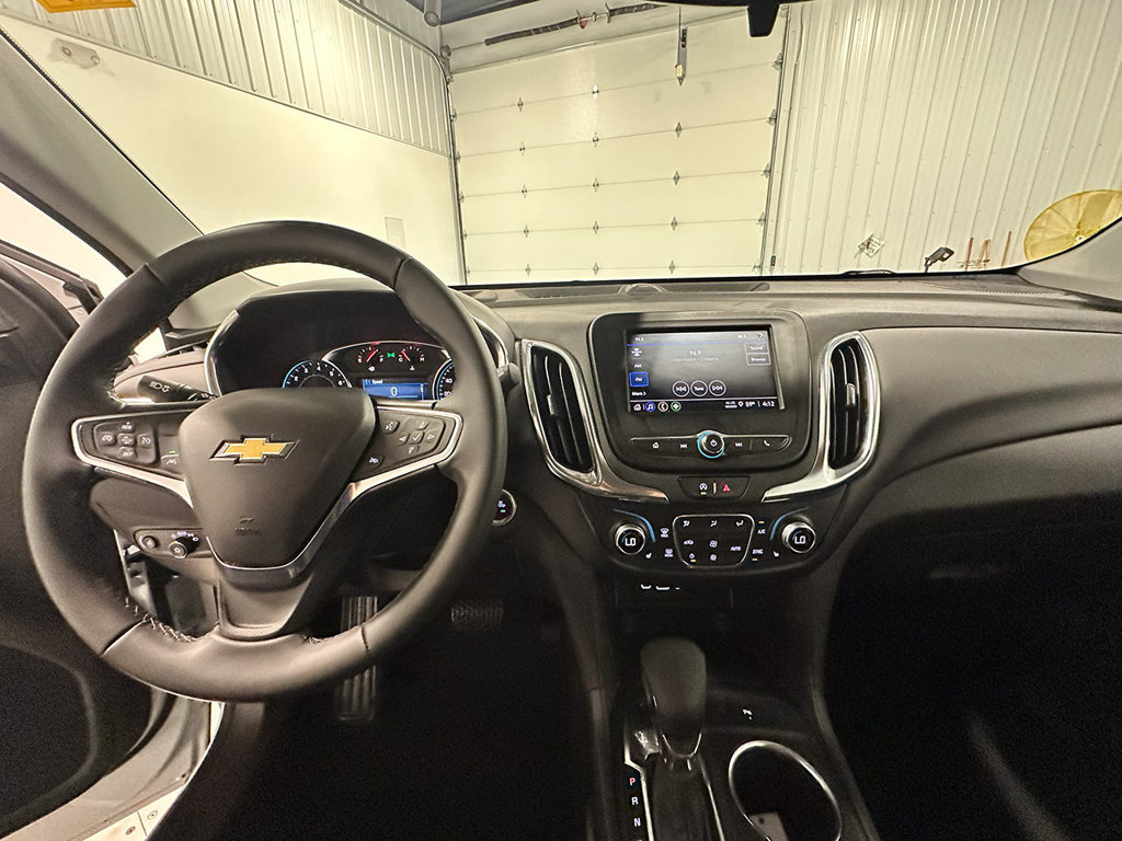 Used 2024 Chevrolet Equinox LT w/ LPO, Floor Liner Package AWD/4WD image 39