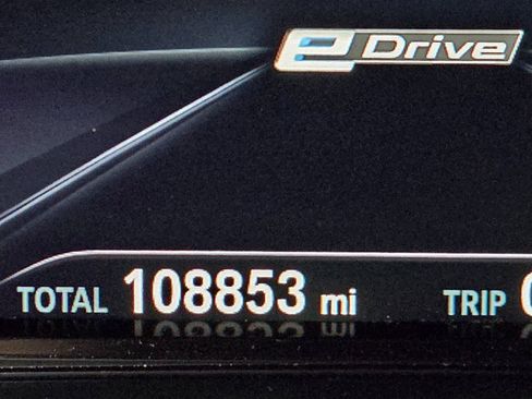 Used 2018 BMW 530e xDrive image 49