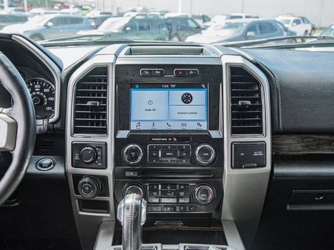 Used 2018 Ford F150 Lariat AWD/4WD image 11