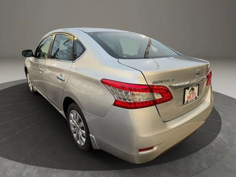 Used 2015 Nissan Sentra S image 7