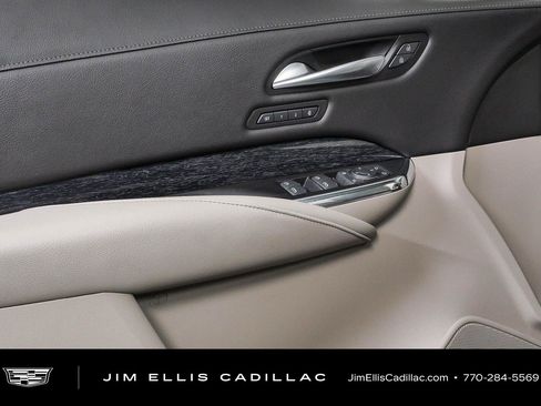 Certified 2023 Cadillac XT4 Premium Luxury w/ Cold Weather Package AWD/4WD image 6