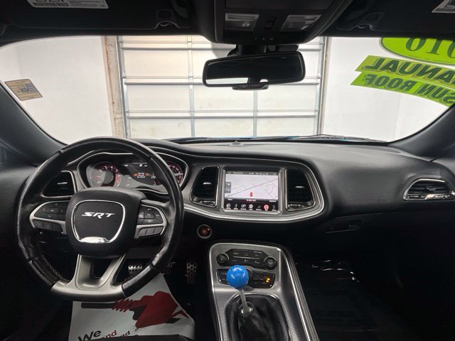 Used 2016 Dodge Challenger SRT Hellcat RWD image 4
