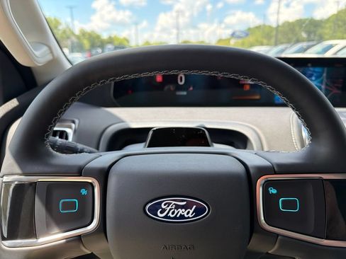 New 2027 Ford Expedition Platinum AWD/4WD image 7