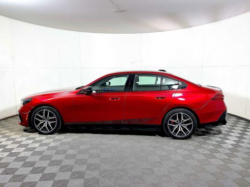 Used 2024 BMW i5 M60 w/ Premium Package image 4