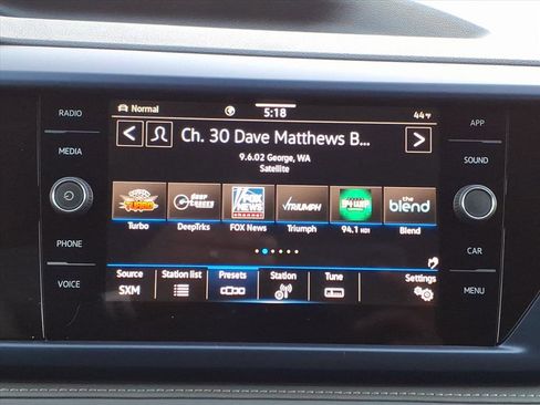 Certified 2024 Volkswagen Taos SE image 16