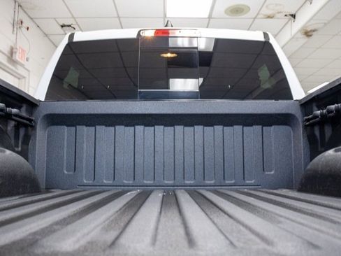 Used 2021 RAM 1500 Big Horn image 7