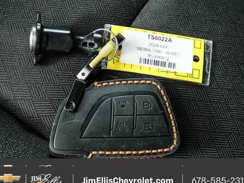 Used 2024 GMC Sierra 1500 Pro w/ Pro Value Package image 32