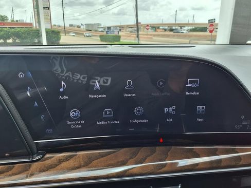Used 2024 Cadillac Escalade Sport Platinum w/ Heavy-Duty Trailer Package AWD/4WD image 22