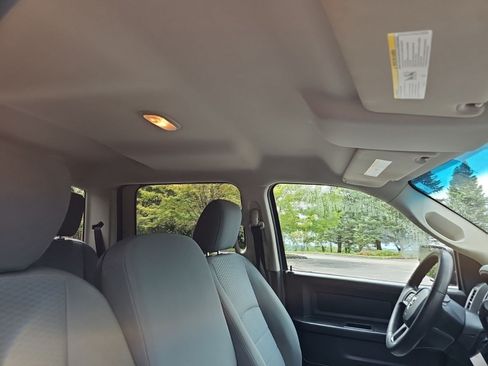 Used 2014 RAM 1500 Express AWD/4WD image 13