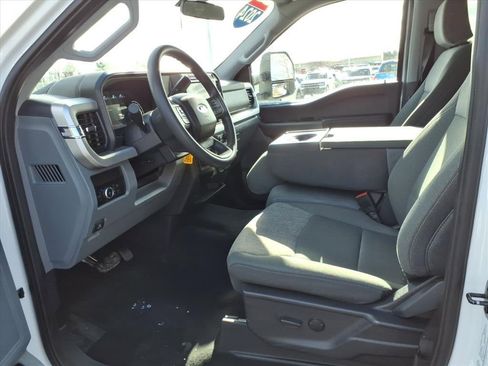 Certified 2024 Ford F250 XLT image 11